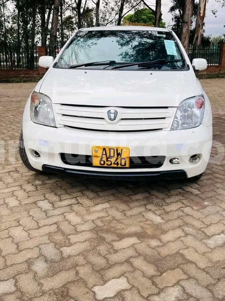 Big with watermark toyota ist harare borrowdale 37578