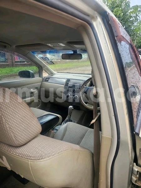 Big with watermark nissan tiida bulawayo bulawayo 37586