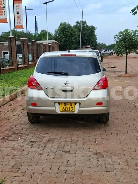 Big with watermark nissan tiida bulawayo bulawayo 37586
