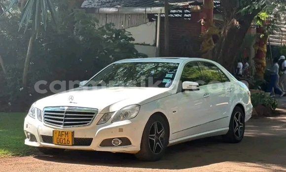 Buy Used Mercedes‒Benz AMG GLC White Car in Bulawayo in Bulawayo Buy Used Mercedes‒Benz AMG GLC White Car in Bulawayo in Bulawayo