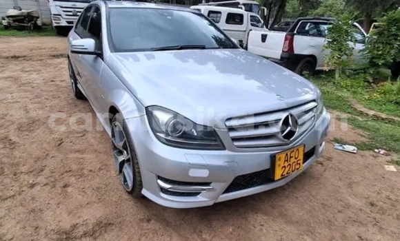 Buy Used Mercedes-Benz C-Classe Other Car in Gaths in Masvingo Buy Used Mercedes-Benz C-Classe Other Car in Gaths in Masvingo