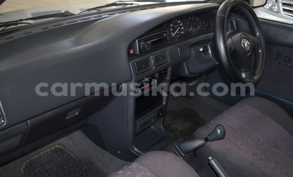 Buy Used Toyota Tacoma Silver Car in Beitbridge in Matabeleland South Buy Used Toyota Tacoma Silver Car in Beitbridge in Matabeleland South