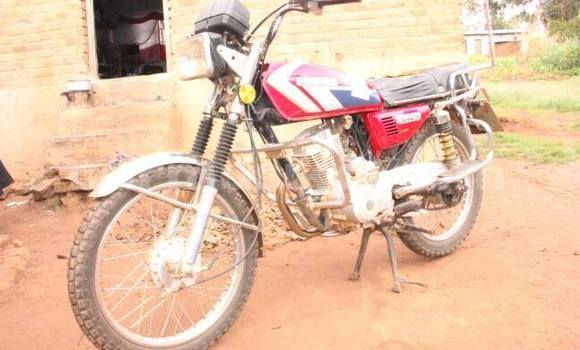 Buy Used Senke 125 Red Moto in Harare in Harare Buy Used Senke 125 Red Moto in Harare in Harare