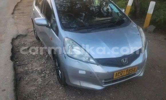 Buy Used Honda Fit Silver Car in Bulawayo in Bulawayo Buy Used Honda Fit Silver Car in Bulawayo in Bulawayo