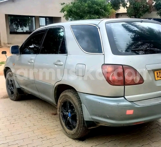 Big with watermark toyota harrier bulawayo bulawayo 37618