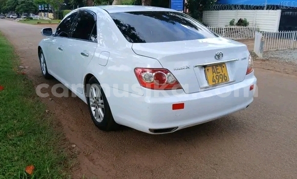 Buy Used Toyota Mark X White Car in Bulawayo in Bulawayo Buy Used Toyota Mark X White Car in Bulawayo in Bulawayo