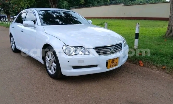 Buy Used Toyota Mark X White Car in Bulawayo in Bulawayo Buy Used Toyota Mark X White Car in Bulawayo in Bulawayo