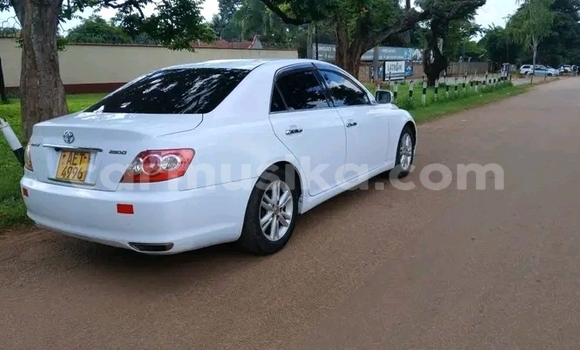 Buy Used Toyota Mark X White Car in Bulawayo in Bulawayo Buy Used Toyota Mark X White Car in Bulawayo in Bulawayo
