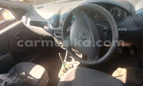 Buy Used Nissan NP 300 White Car in Glen Norah in Harare Buy Used Nissan NP 300 White Car in Glen Norah in Harare