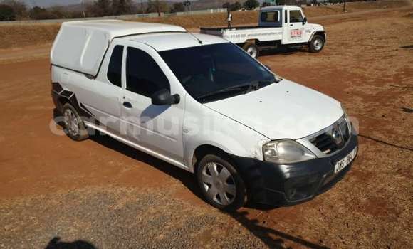 Tenga Tsaru Nissan NP 300 Chena Mota in Beitbridge in Matabeleland South Tenga Tsaru Nissan NP 300 Chena Mota in Beitbridge in Matabeleland South