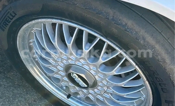 Buy Used Toyota Altezza White Car in Borrowdale in Harare Buy Used Toyota Altezza White Car in Borrowdale in Harare