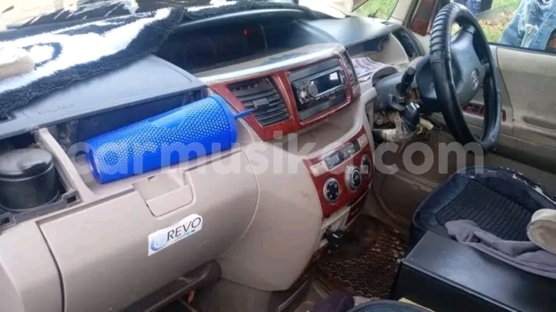 Big with watermark toyota noah mashonaland west kariba 37632