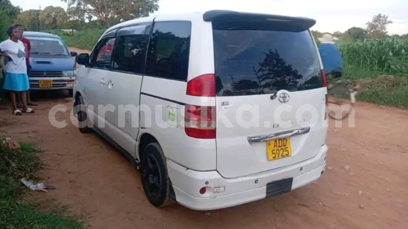 Big with watermark toyota noah mashonaland west kariba 37632