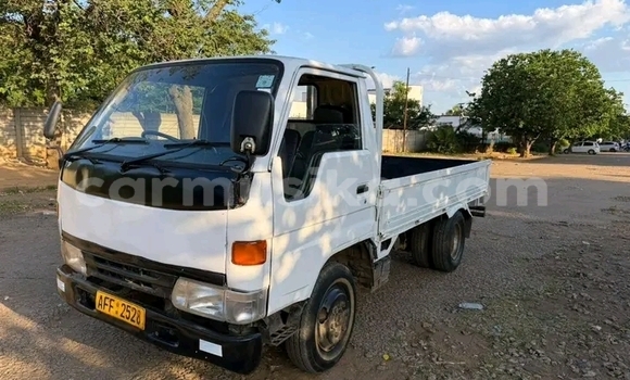 Buy Used Toyota Dyna White Car in Bulawayo in Bulawayo Buy Used Toyota Dyna White Car in Bulawayo in Bulawayo