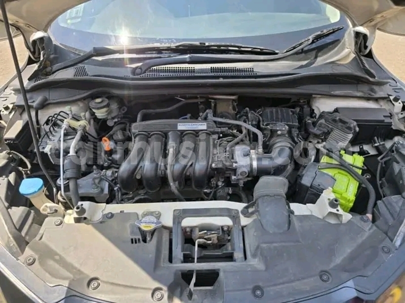 Big with watermark honda vezel harare borrowdale 37638