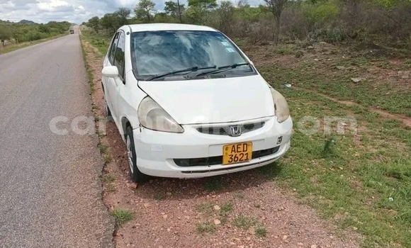Acheter Occasion Voiture Honda Fit Blanc à Borrowdale, Harare Acheter Occasion Voiture Honda Fit Blanc à Borrowdale, Harare