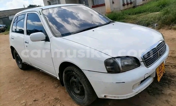 Buy Used Toyota Starlet White Car in Bulawayo in Bulawayo Buy Used Toyota Starlet White Car in Bulawayo in Bulawayo