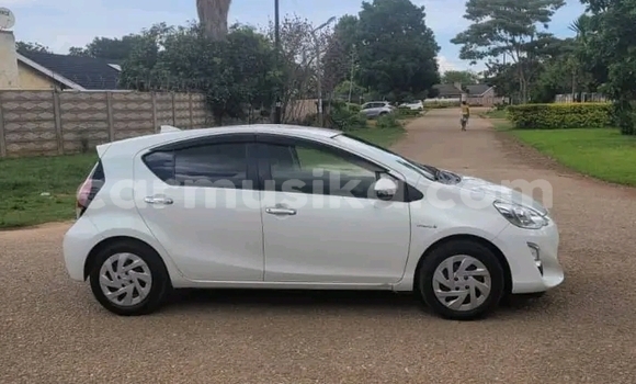 Buy Used Toyota Aqua White Car in Borrowdale in Harare Buy Used Toyota Aqua White Car in Borrowdale in Harare