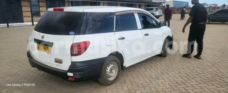 Big with watermark nissan ad harare dzivarasekwa 37677