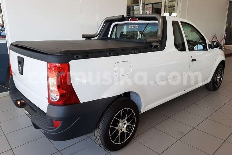 Big with watermark nissan np200 id 63848237 type main