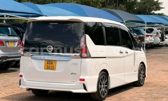 Buy Used Nissan Serena White Car in Borrowdale in Harare Buy Used Nissan Serena White Car in Borrowdale in Harare