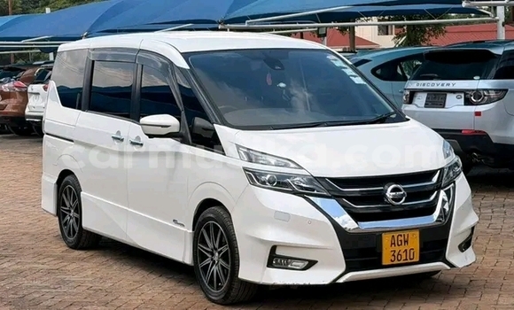 Buy Used Nissan Serena White Car in Borrowdale in Harare Buy Used Nissan Serena White Car in Borrowdale in Harare