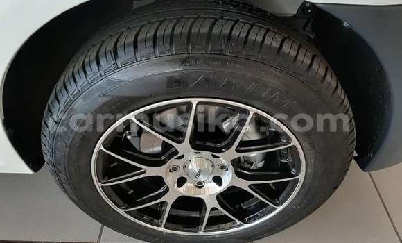 Buy Used Nissan NP 300 White Car in Beitbridge in Matabeleland South Buy Used Nissan NP 300 White Car in Beitbridge in Matabeleland South