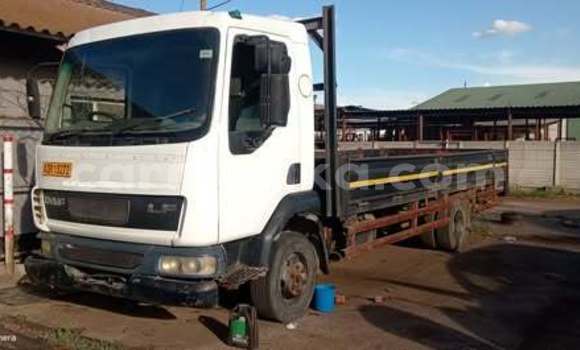 Nunua Ilio tumika DAF 46 Nyingine Gari ndani ya Harare nchini Harare Nunua Ilio tumika DAF 46 Nyingine Gari ndani ya Harare nchini Harare