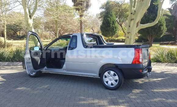Tenga Tsaru Nissan NP 300 Sirivha Mota in Beitbridge in Matabeleland South Tenga Tsaru Nissan NP 300 Sirivha Mota in Beitbridge in Matabeleland South
