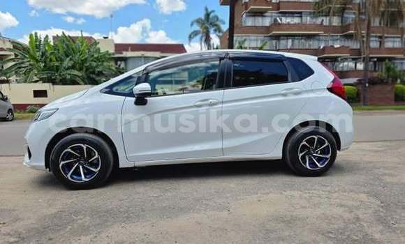 Buy Used Honda Fit White Car in Harare in Harare