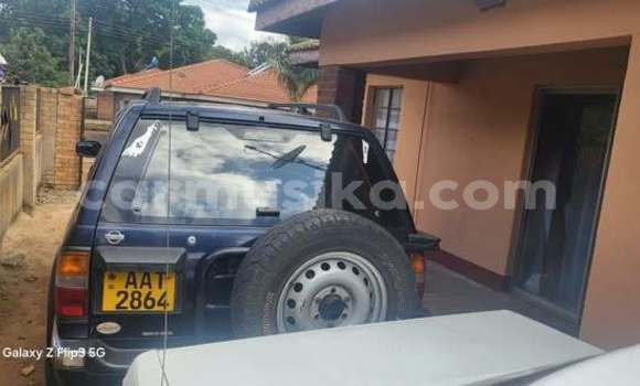 Tenga Tsaru Nissan Terrano Zvimwe Mota in Harare in Harare Tenga Tsaru Nissan Terrano Zvimwe Mota in Harare in Harare