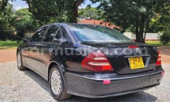 Tenga Tsaru Mercedes-Benz E200 Zvimwe Mota in Harare in Harare Tenga Tsaru Mercedes-Benz E200 Zvimwe Mota in Harare in Harare