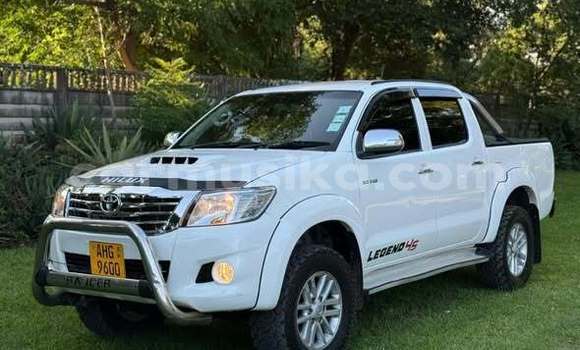 Tenga Tsaru Toyota Hilux Zvimwe Mota in Harare in Harare Tenga Tsaru Toyota Hilux Zvimwe Mota in Harare in Harare