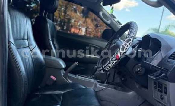 Tenga Tsaru Toyota Hilux Zvimwe Mota in Harare in Harare Tenga Tsaru Toyota Hilux Zvimwe Mota in Harare in Harare