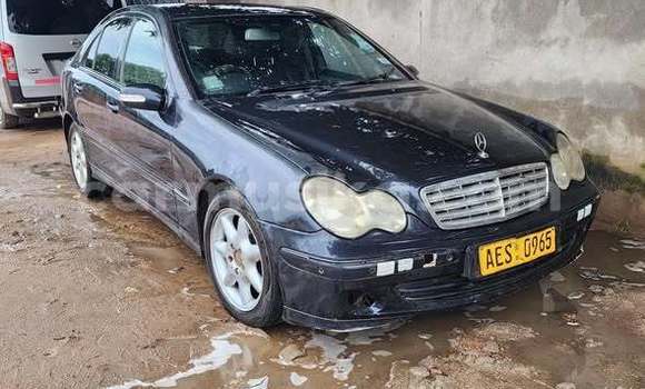 Tenga Tsaru Mercedes Viano Zvimwe Mota in Harare in Harare Tenga Tsaru Mercedes Viano Zvimwe Mota in Harare in Harare