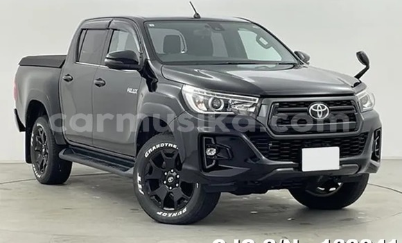 Buy Used Toyota Hiluxe Revo Black Car in Harare in Harare