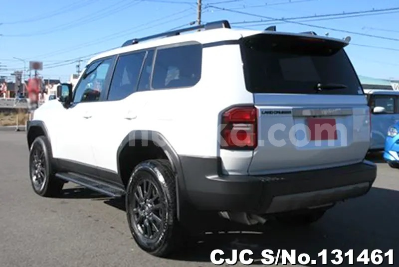 Big with watermark toyota land cruiser harare harare 37740