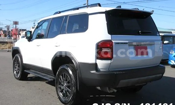 Buy New Toyota Land Cruiser White Car in Harare in Harare Buy New Toyota Land Cruiser White Car in Harare in Harare