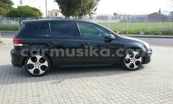 Acheter Occasion Voiture Volkswagen Golf GTI Noir à Beitbridge, Matabeleland South Acheter Occasion Voiture Volkswagen Golf GTI Noir à Beitbridge, Matabeleland South