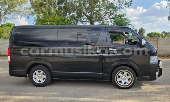 Buy Used Toyota Hiace Black Car in Bulawayo in Bulawayo Buy Used Toyota Hiace Black Car in Bulawayo in Bulawayo