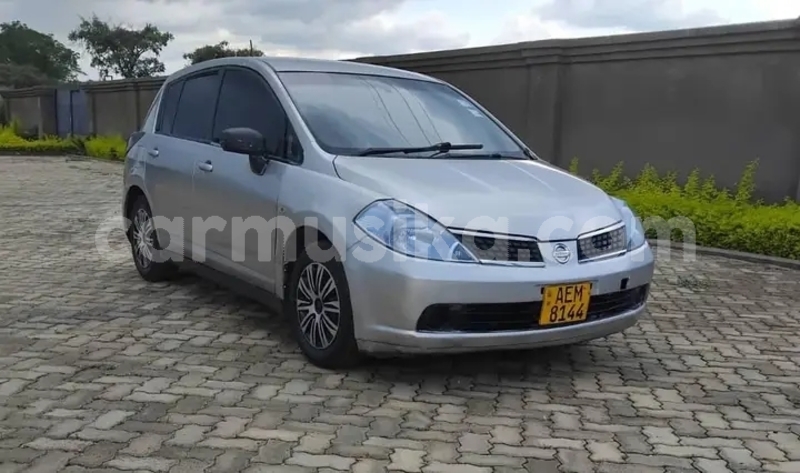 Big with watermark nissan tiida bulawayo bulawayo 37760