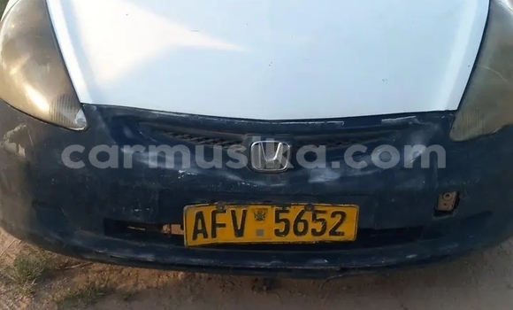 Buy Used Honda Fit White Car in Bulawayo in Bulawayo Buy Used Honda Fit White Car in Bulawayo in Bulawayo