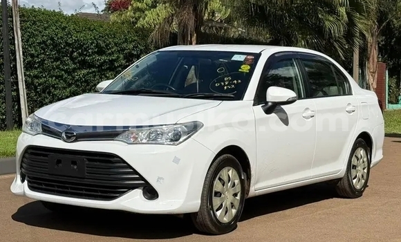 Buy Used Toyota Axio White Car in Bulawayo in Bulawayo Buy Used Toyota Axio White Car in Bulawayo in Bulawayo