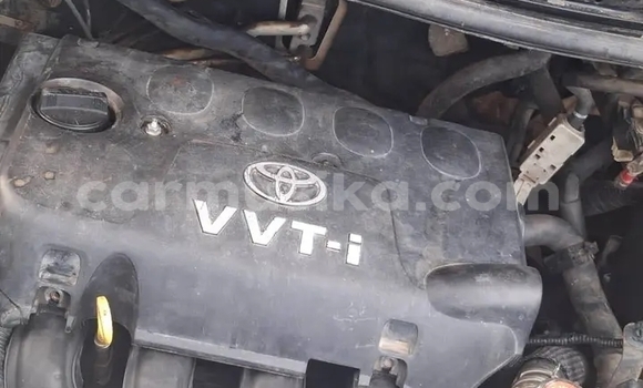 Buy Used Toyota Vitz White Car in Bulawayo in Bulawayo Buy Used Toyota Vitz White Car in Bulawayo in Bulawayo