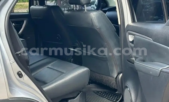 Buy Used Toyota Fortuner White Car in Bulawayo in Bulawayo Buy Used Toyota Fortuner White Car in Bulawayo in Bulawayo