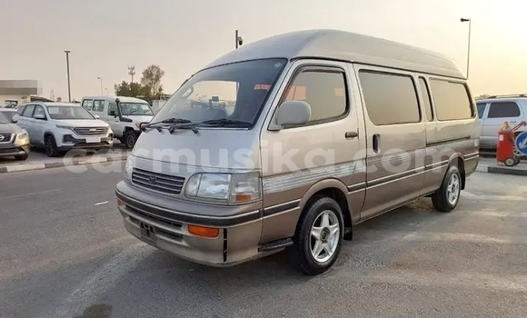 Buy Used Toyota Hiace Other Car in Bulawayo in Bulawayo Buy Used Toyota Hiace Other Car in Bulawayo in Bulawayo