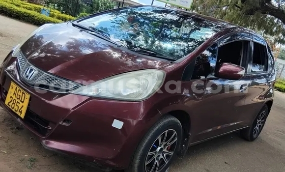 Buy Used Honda Fit Red Car in Chegutu in Mashonaland West Buy Used Honda Fit Red Car in Chegutu in Mashonaland West