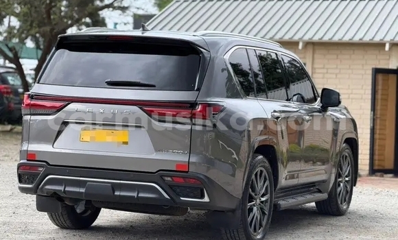 Buy Used Lexus LX 570 Other Car in Bulawayo in Bulawayo Buy Used Lexus LX 570 Other Car in Bulawayo in Bulawayo