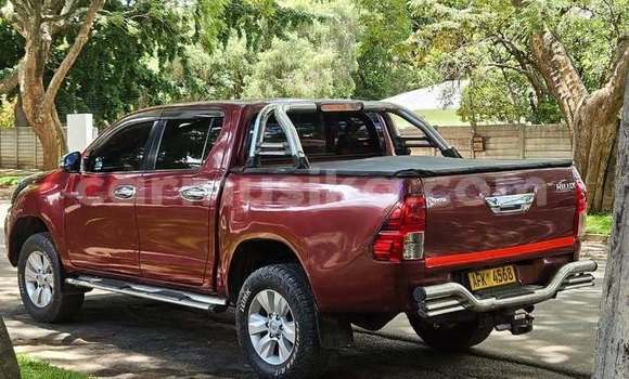 Buy Used Toyota Hilux Red Car in Harare in Harare Buy Used Toyota Hilux Red Car in Harare in Harare