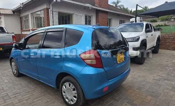 Buy Used Honda Fit Blue Car in Harare in Harare Buy Used Honda Fit Blue Car in Harare in Harare